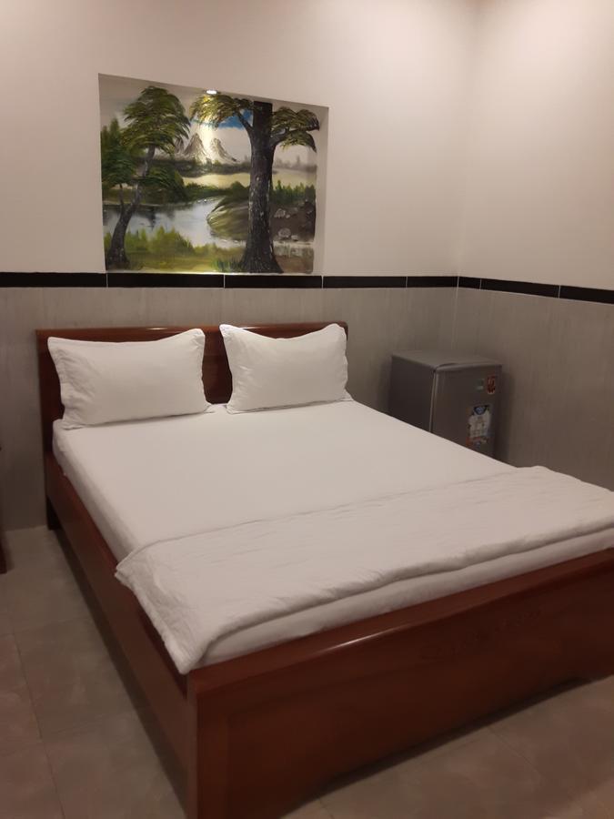 Motel Hoang Gia Long Khanh Экстерьер фото